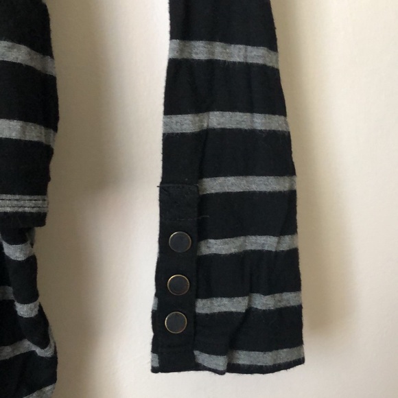 Maternity Striped Three-Quarter Sleeve Shirt - Picture 5 of 6